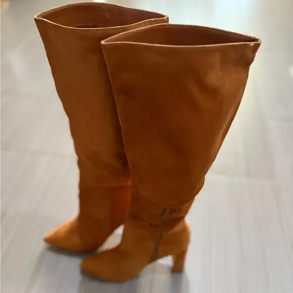 Knee-High Boots size 8.5 - Picture 2 of 9